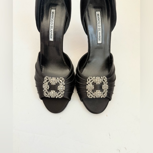 Manolo Blahnik Black Satin Cassiado Crystal buckle Peep Toe Pumps EU 38.5 - Picture 9 of 9